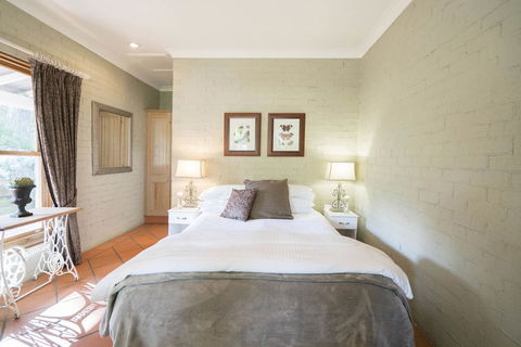 Thistle Hill Guesthouse - Walk To Many Wineries And Restaurants - Accommodation Broome 28