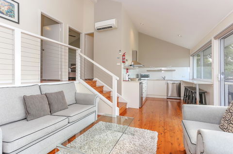 Wine Country Villas - Accommodation Broome 32