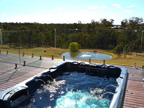 Wine Country Villas - Accommodation Broome 9