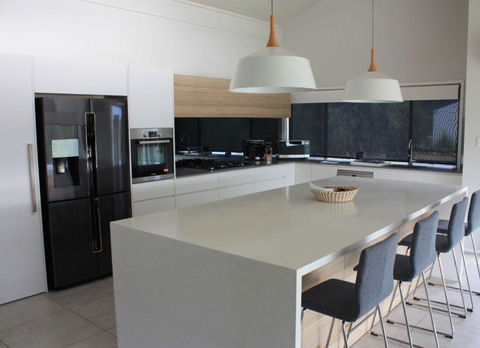 Wine Country Villas - Accommodation Broome 3