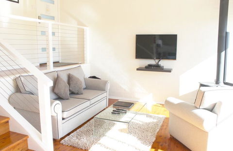 Wine Country Villas - Accommodation Broome 14