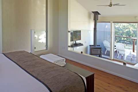 Wine Country Villas - Accommodation Broome 23