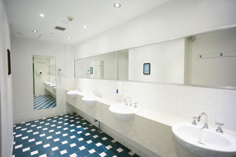 YHA Sydney Central - Accommodation Broome 13