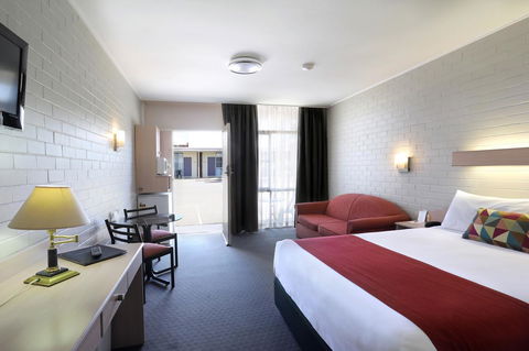 Econo Lodge Gateway Tamworth - Accommodation Broome 2