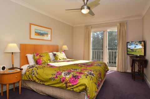 Villa 3br Chianti Villa Located Within Cypress Lakes Resort - Accommodation Broome 8