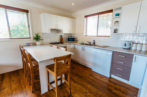 Sunbaker Pet Friendly Awards Finalist 4 Mins Walk To Culburra Beach - Accommodation Broome 15