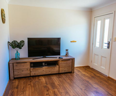 Sunbaker Pet Friendly Awards Finalist 4 Mins Walk To Culburra Beach - Accommodation Broome 8