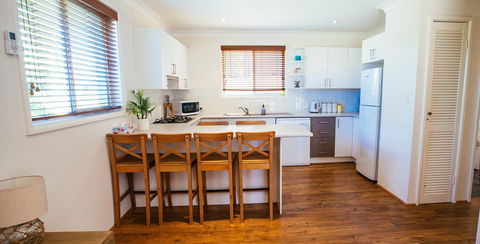 Sunbaker Pet Friendly Awards Finalist 4 Mins Walk To Culburra Beach - Accommodation Broome 13