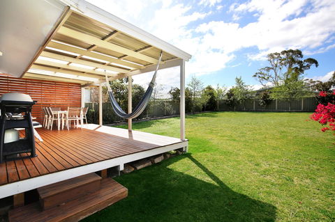 Hayes Beach House I Award Winner I 4 Mins To Beach - Accommodation Broome 17