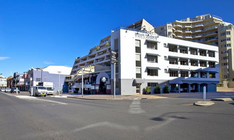 Manly Paradise Motel & Apartments - Accommodation Broome 0