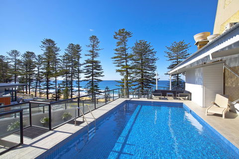 Manly Paradise Motel & Apartments - Accommodation Broome 2