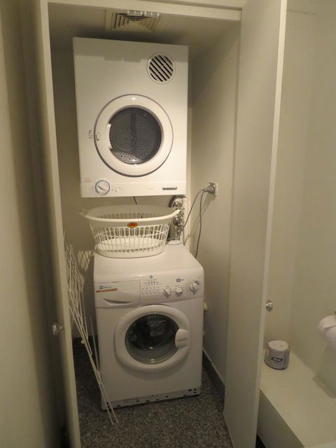 Manly Paradise Motel & Apartments - Accommodation Broome 24