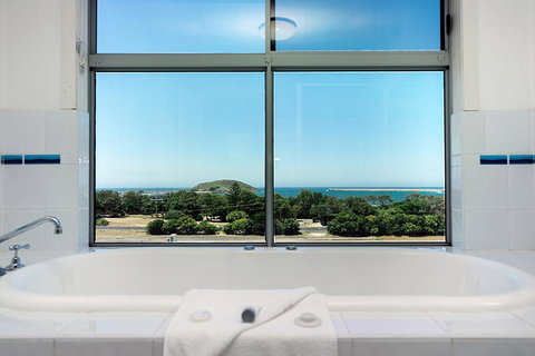 The Observatory Self Contained Apartments - Accommodation Broome 5