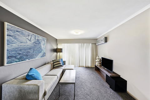 Adina Apartment Hotel Sydney Surry Hills - Accommodation Broome 7