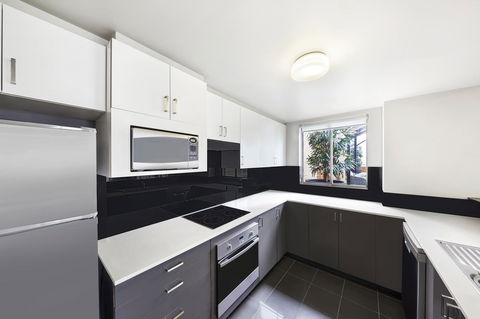Adina Apartment Hotel Sydney Surry Hills - Accommodation Broome 11
