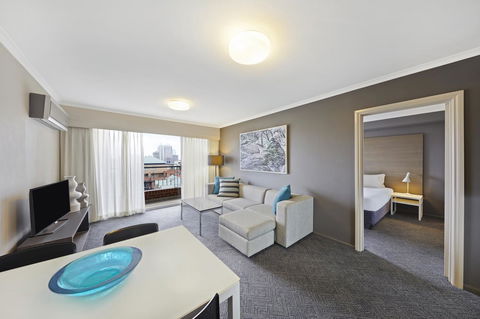 Adina Apartment Hotel Sydney Surry Hills - Accommodation Broome 10