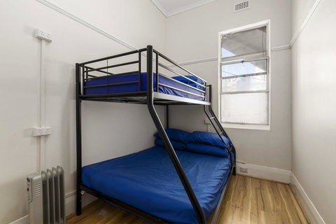 Ady's Place Backpackers, Sydney - Accommodation Broome 3