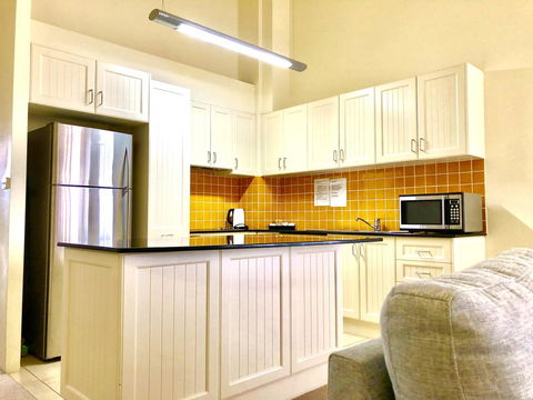 Boathouse Resort (Water Front) - Accommodation Broome 20