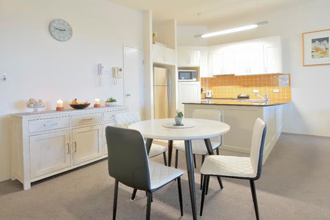 Boathouse Resort (Water Front) - Accommodation Broome 21