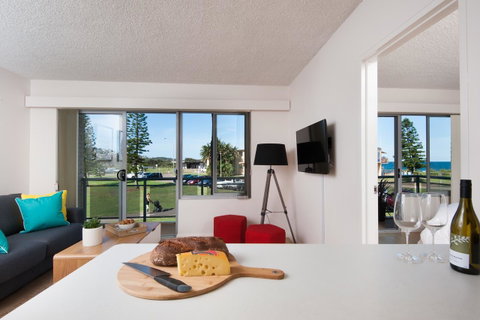 Waterview Beach Apartment - Accommodation Broome 4