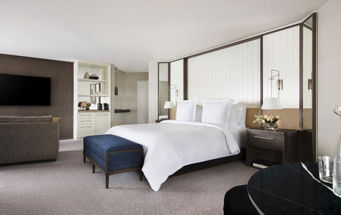 Four Seasons Hotel Sydney - Accommodation Broome 2