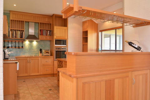 JE Guesthouse, Central To All The Hunter Valley Has To Offer - Accommodation Broome 11