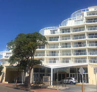 Ettalong Beach Premium Waterview Apartments - Accommodation Broome