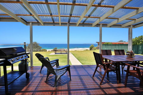 Glory @ Culburra - Absolute Beachfront - Pet & Family Friendly - Accommodation Broome 12