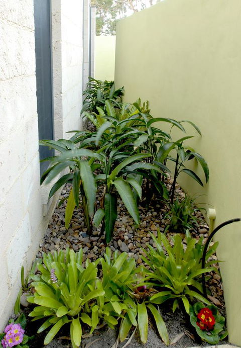 By The Beach B&B Self Contained Apartments - Accommodation Broome 24