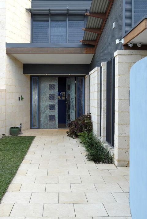 By The Beach B&B Self Contained Apartments - Accommodation Broome 4