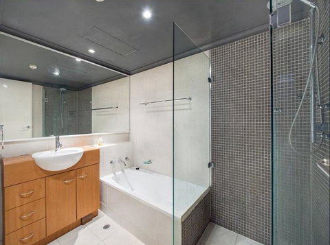 Ausmine Sydney CBD 2Bedroom Apt - Accommodation Broome 14