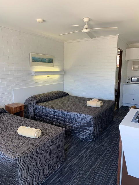 Coastal Bay Motel - Accommodation Broome 33