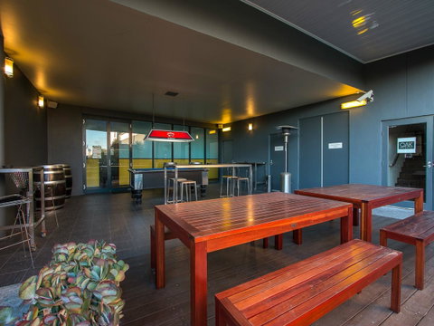 Alpha Hotel Eastern Creek - Accommodation Broome 19