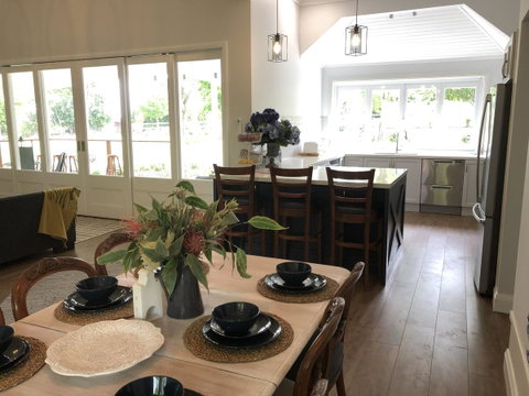 Chanticleer Gardens Barn Cottage With A Pool - Accommodation Broome 30