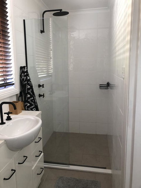 Chanticleer Gardens Barn Cottage With A Pool - Accommodation Broome 24