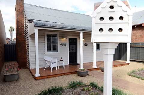 Thelma's Temora - Accommodation Broome 0
