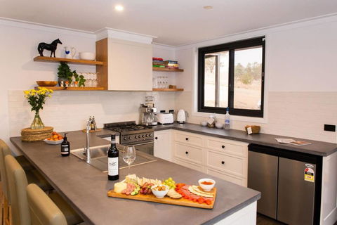 Belisi Farmstay Cottage - Accommodation Broome 4