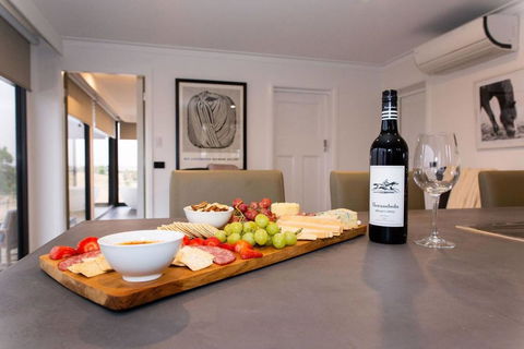 Belisi Farmstay Cottage - Accommodation Broome 8