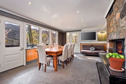 Pure Chalet Thredbo - Accommodation Broome 16