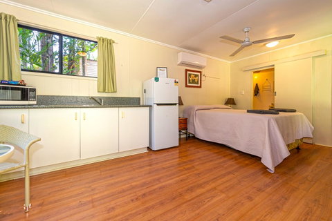 Oasis Tourist Park - Accommodation Broome 8