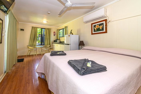 Oasis Tourist Park - Accommodation Broome 9