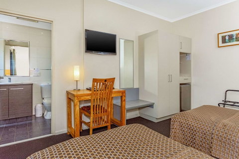 Quality Hotel Darwin Airport - Accommodation Broome 10