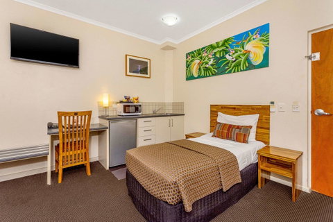 Quality Hotel Darwin Airport - Accommodation Broome 21