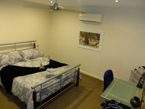 Rock Wallaby - Accommodation Broome 9