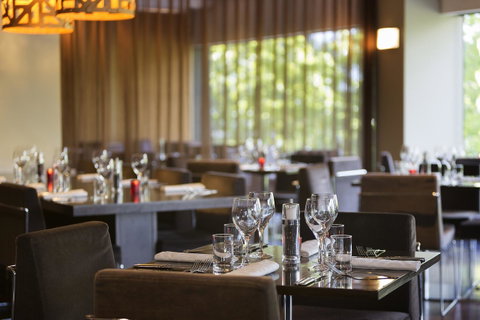 Novotel Canberra - Accommodation Broome 12