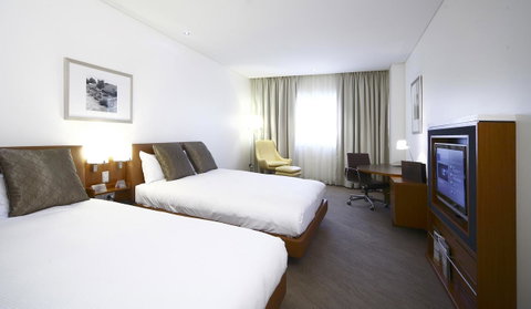 Novotel Canberra - Accommodation Broome 19