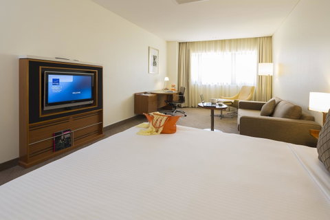 Novotel Canberra - Accommodation Broome 23