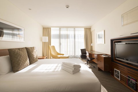 Novotel Canberra - Accommodation Broome 10