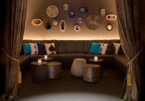 QT Canberra - Accommodation Broome 13