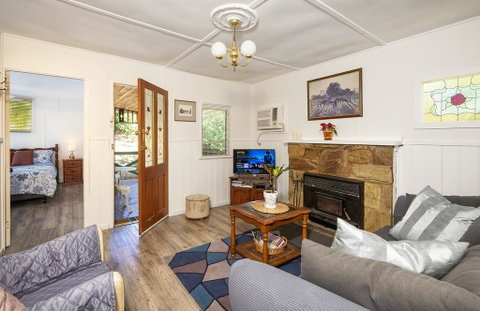 Bonnie Brae Cottage - Accommodation Broome 2